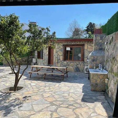 Rock Houses Gundogan Apartament
